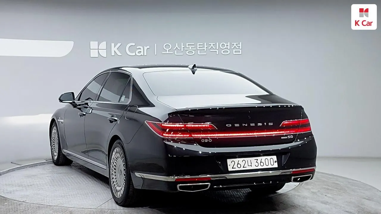 Genesis G90 2019 photo 2
