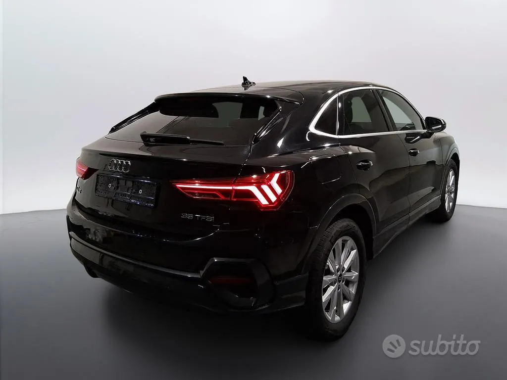 Audi Q3 2025 photo 2