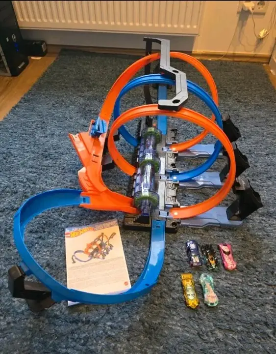 Hot Wheels Track Set