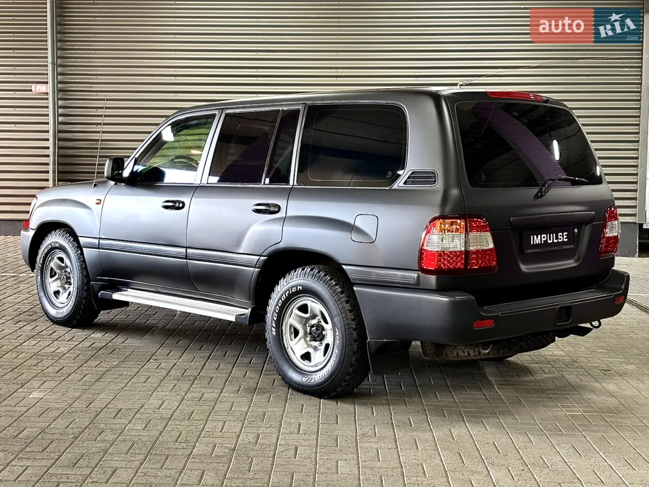 Toyota Land Cruiser 2005 photo 2