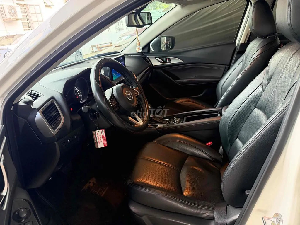 Mazda 3 2019 photo 5