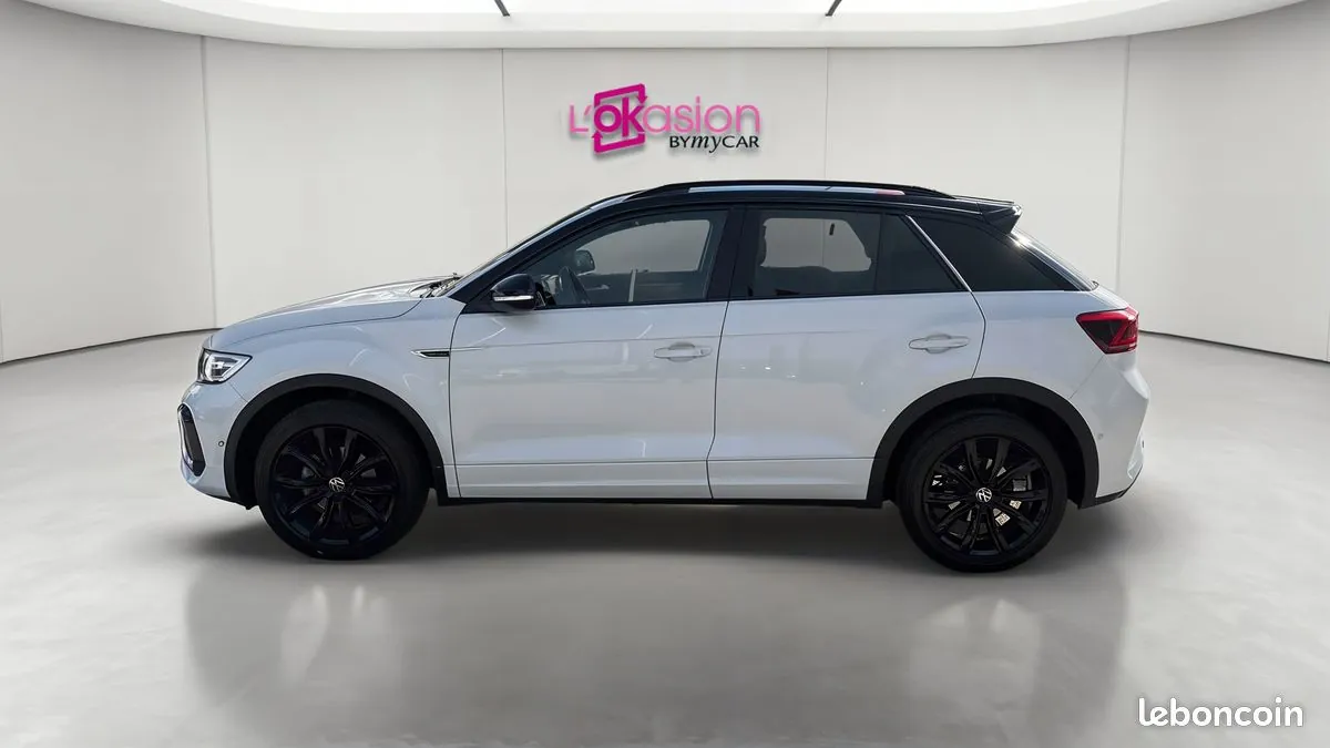 Volkswagen T-Roc 2023 photo 2