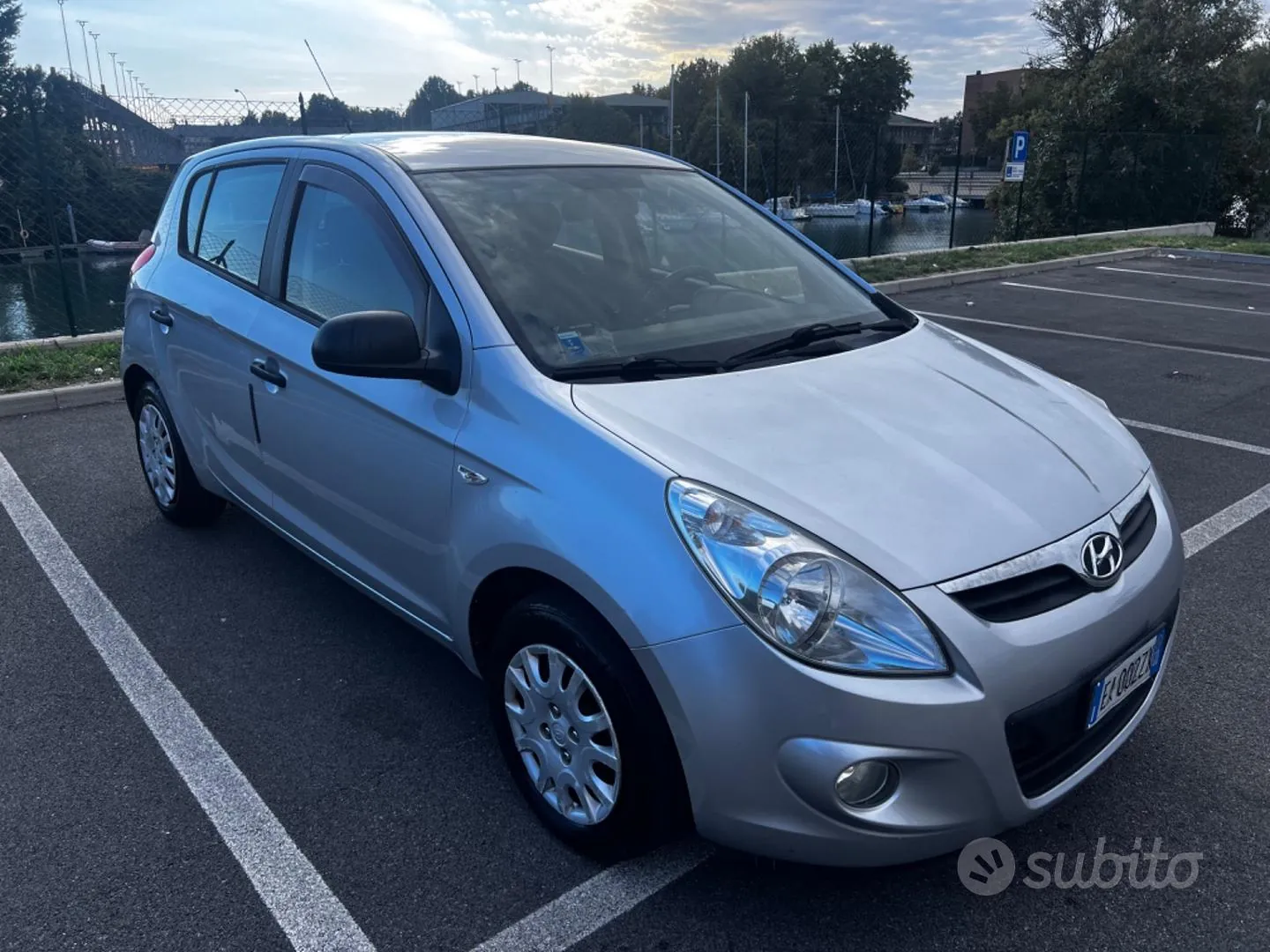 Hyundai I20 2011 photo 3