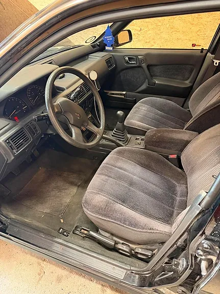 Mitsubishi Galant 1991 photo 3