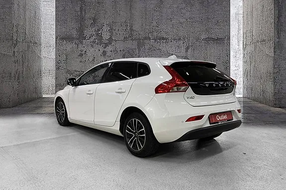 Volvo V40 2017 photo 5