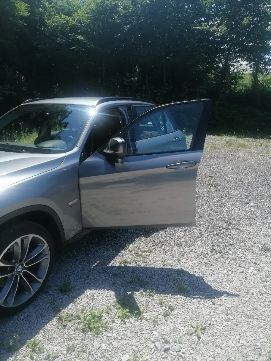 BMW X1 2011 photo 2