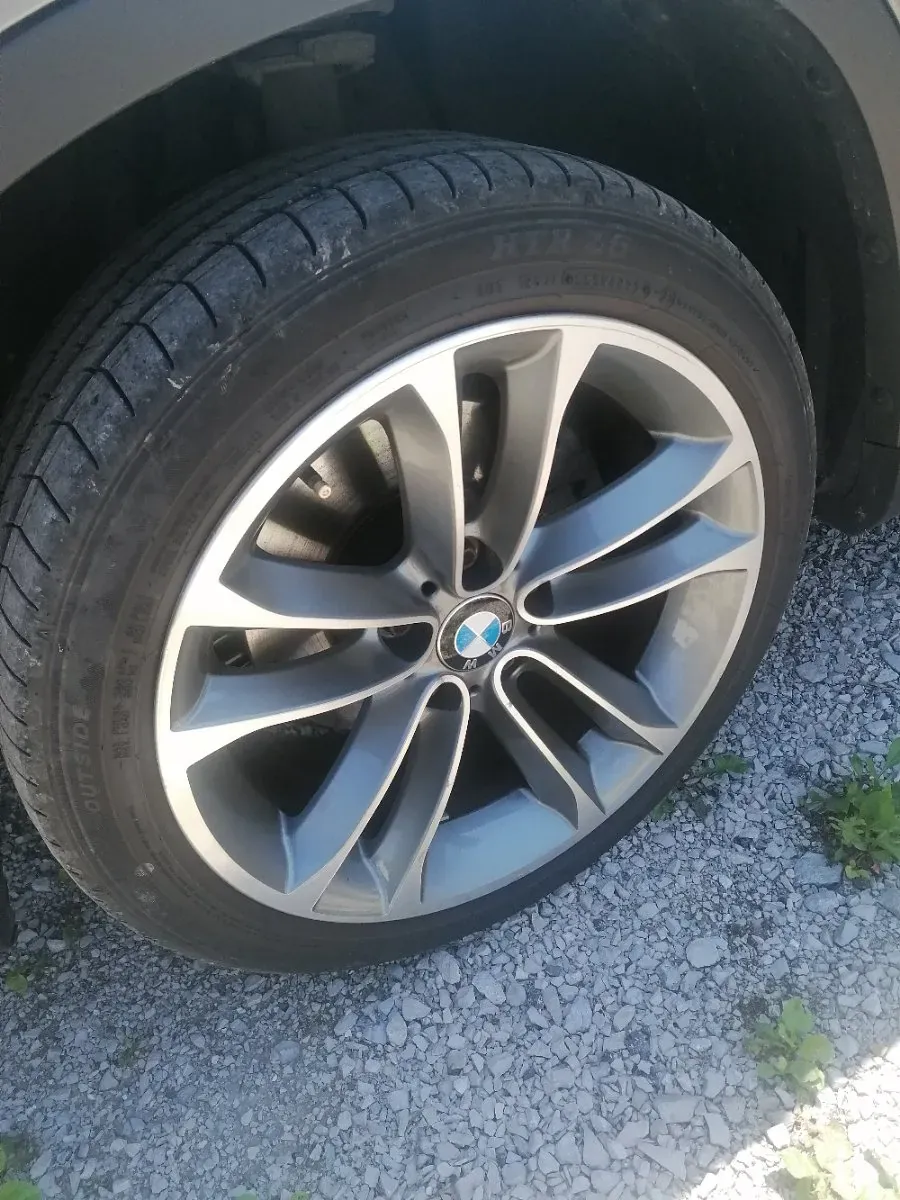 BMW X1 2011 photo 3