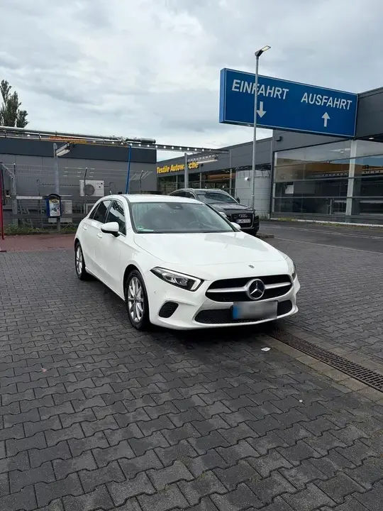Mercedes-Benz A 220 D