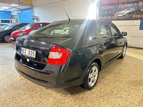 Skoda Rapid 2014 photo 5