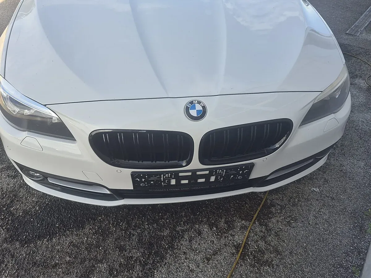 BMW 5 Series 2015 photo 2