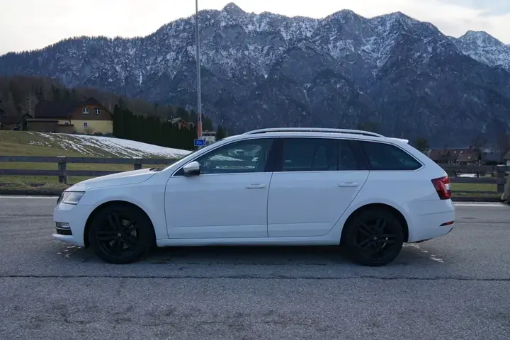 Skoda Octavia 2017 photo 2