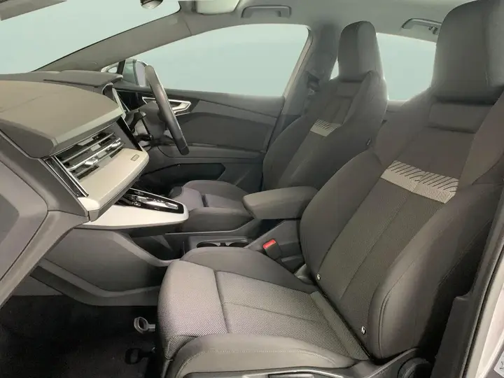 Audi Q4 E-Tron 2022 photo 4