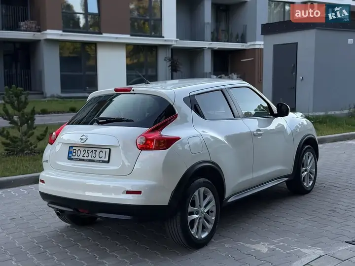Nissan Juke 2013 photo 5
