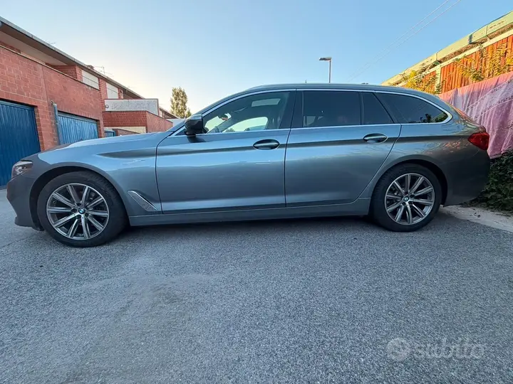 BMW 520D 2019 photo 2