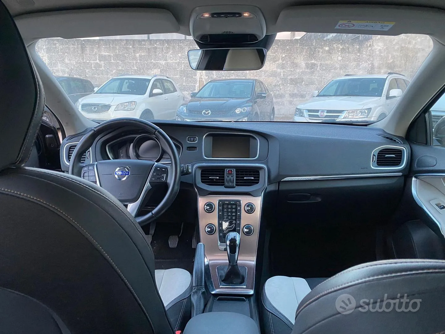 Volvo V40 2016 photo 5