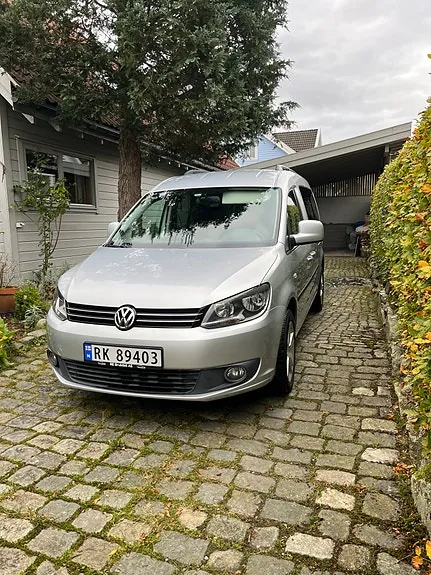 Volkswagen Caddy Maxi 2012 photo 2