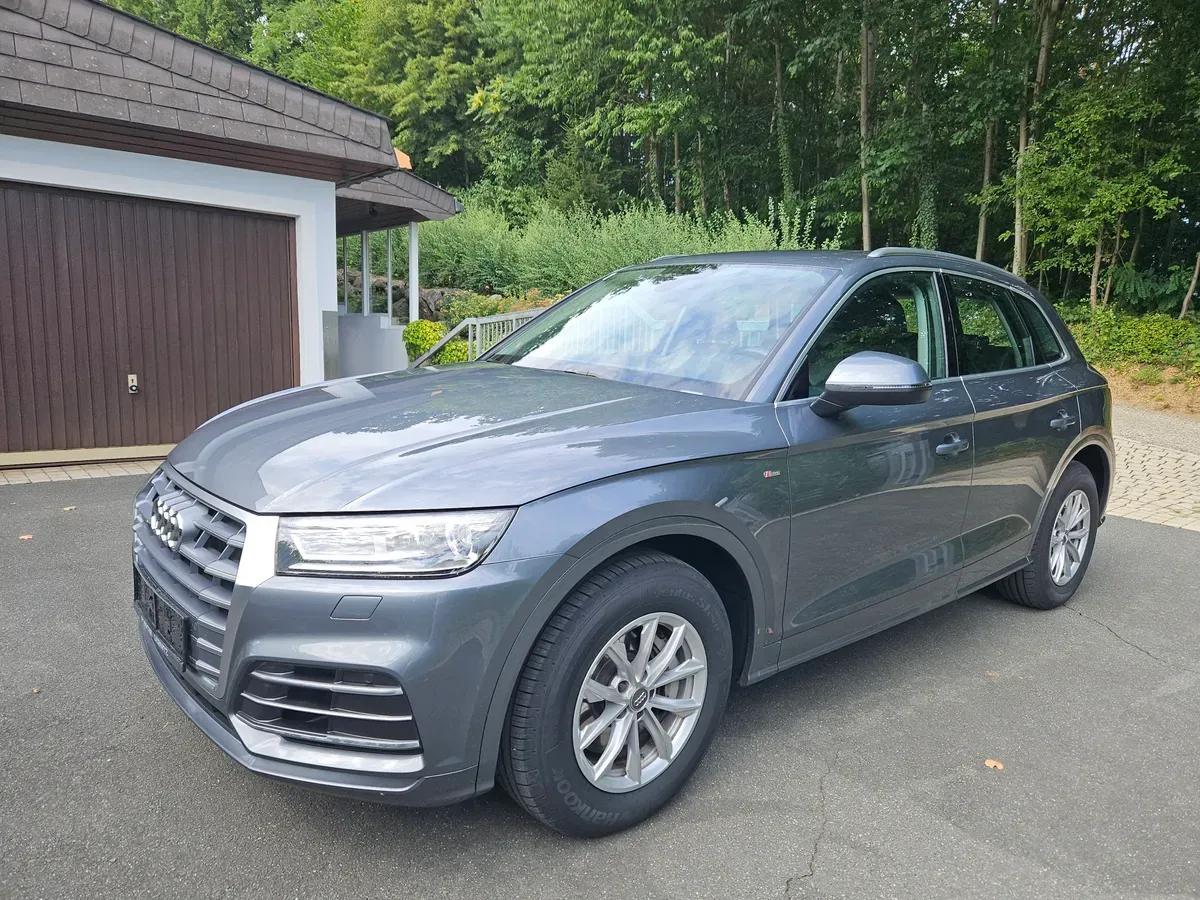 Audi Q5 2018 photo 2