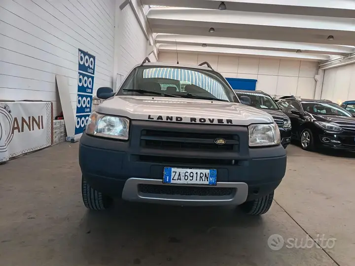 Land Rover Freelander 2003 photo 4