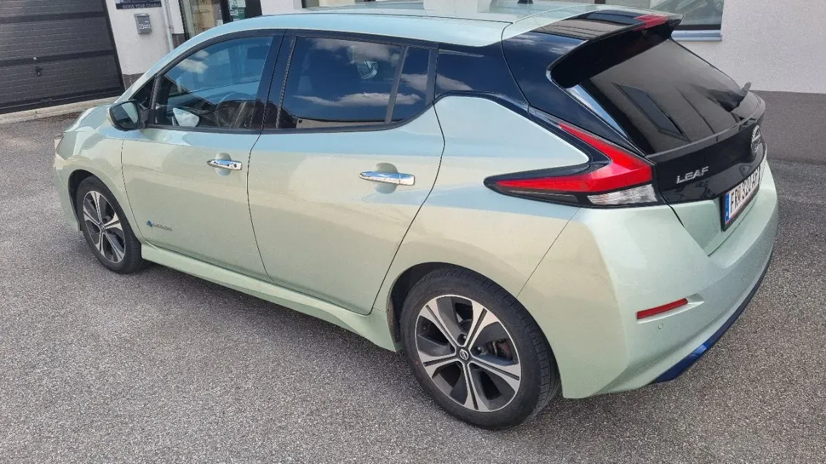 Nissan Leaf 2018 photo 3