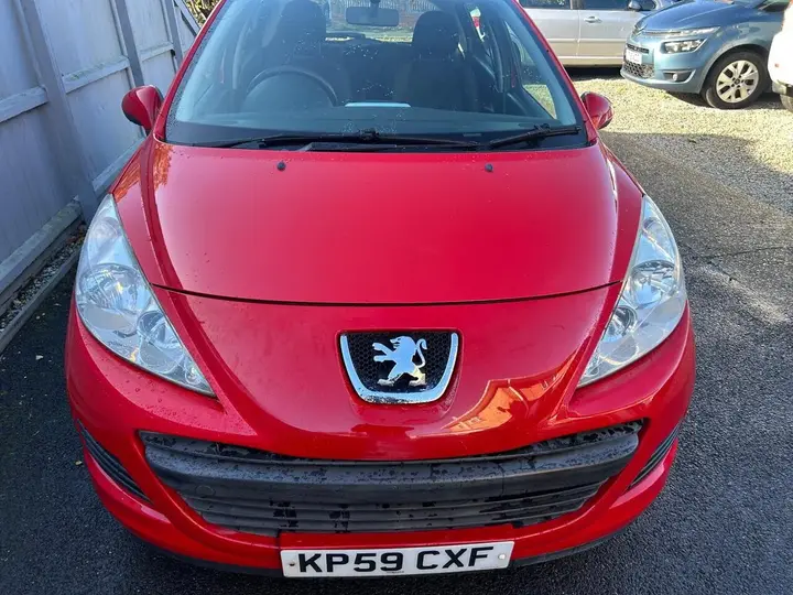 Peugeot 207 2009 photo 4