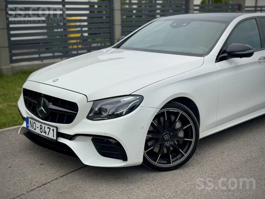 Mercedes-Benz E350D 2016 photo 2
