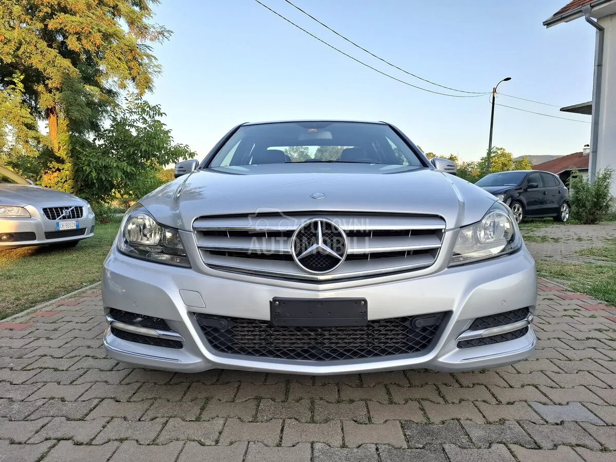 Mercedes-Benz C-Class 2011 photo 5