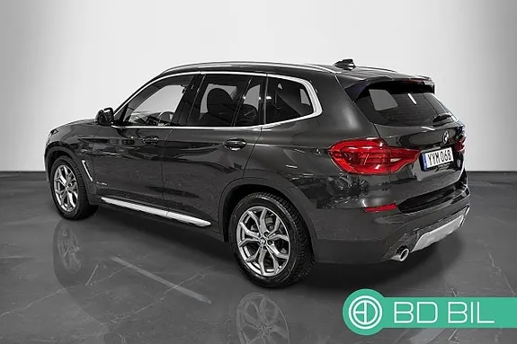 BMW X3 2019 photo 2
