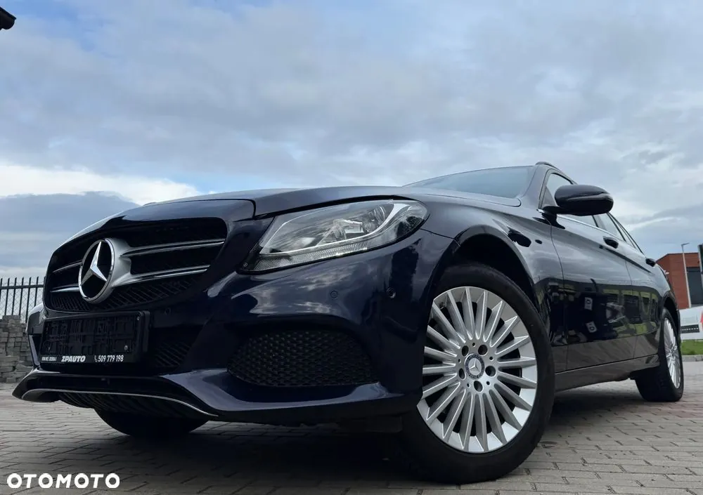 Mercedes-Benz C-Class 2016 photo 3