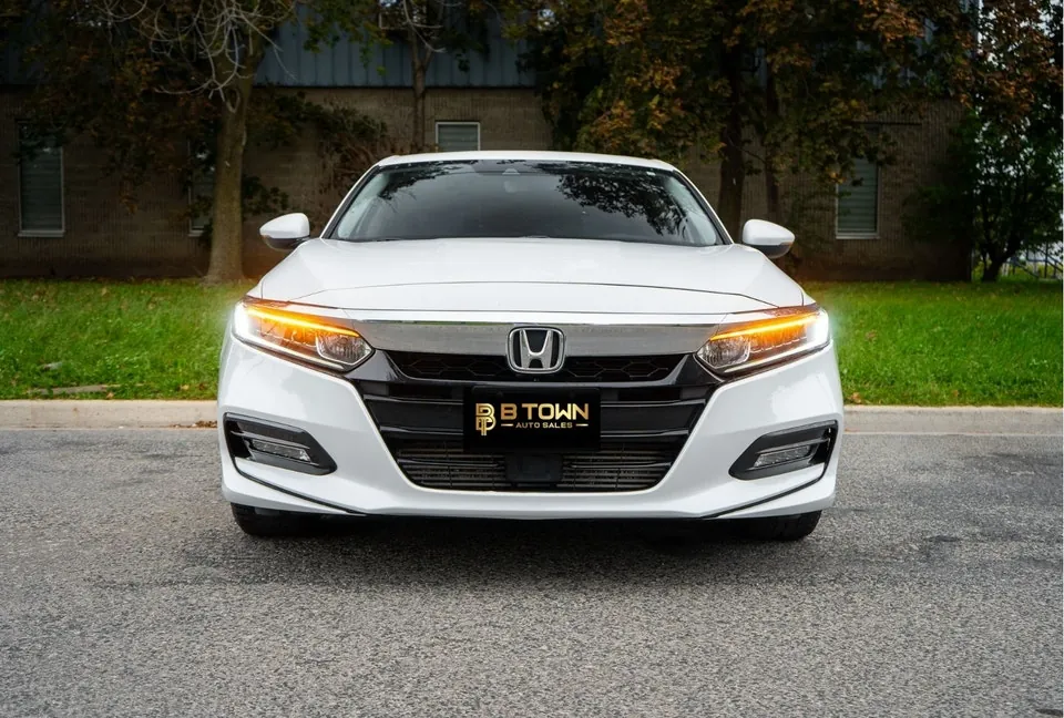 Honda Accord 2020 photo 2
