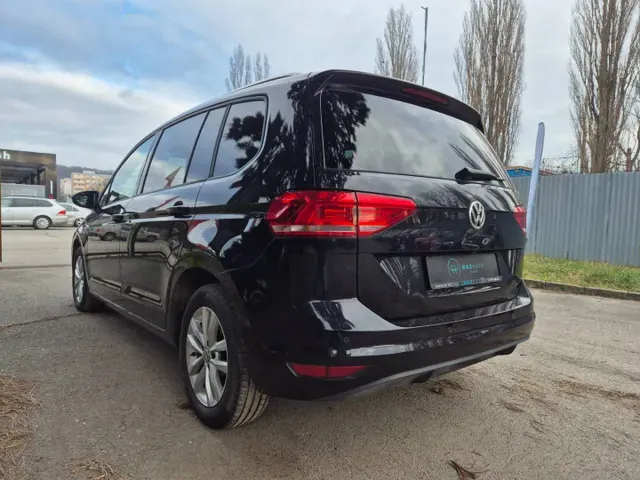 Volkswagen Touran 2019 photo 3