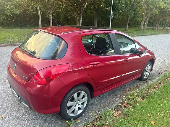 Peugeot 308 2011 photo 3