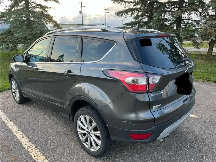 Ford Escape 2017 photo 3