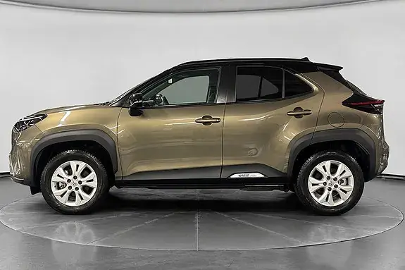 Toyota Yaris Cross 2024 photo 2
