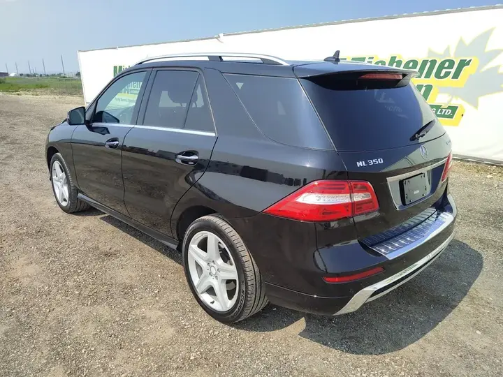 Mercedes-Benz M-Class 2015 photo 3