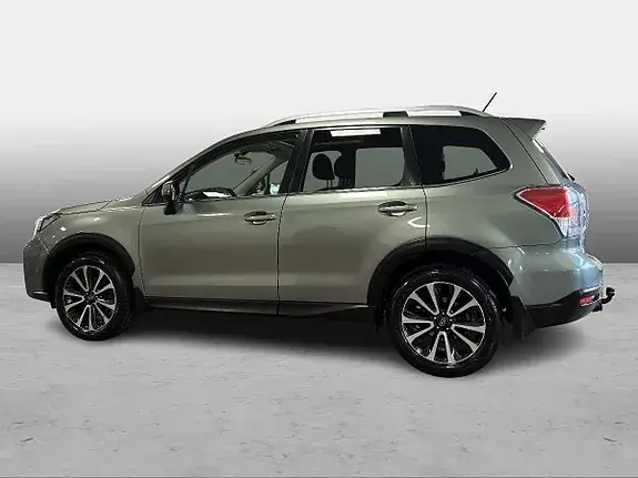 Subaru Forester 2016 photo 2