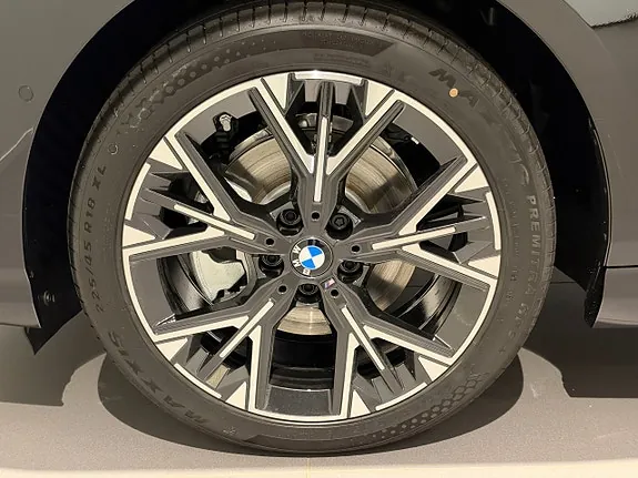 BMW 120 2027 photo 5
