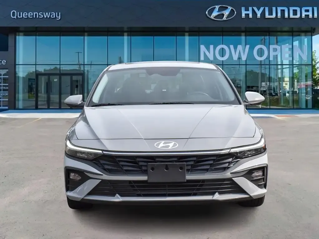 Hyundai Elantra 2025 photo 2
