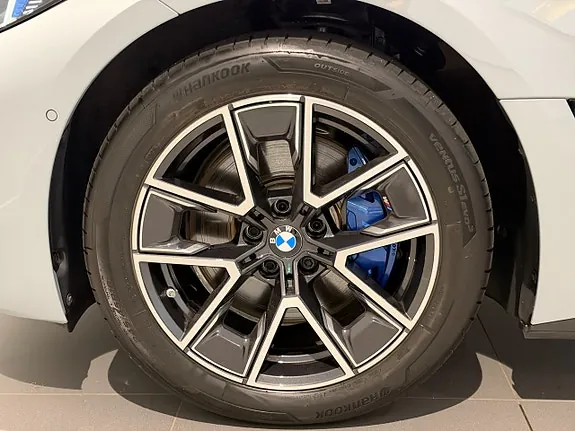 BMW I4 2026 photo 5