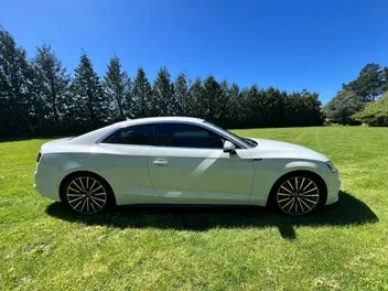 Audi A5 2019 photo 2