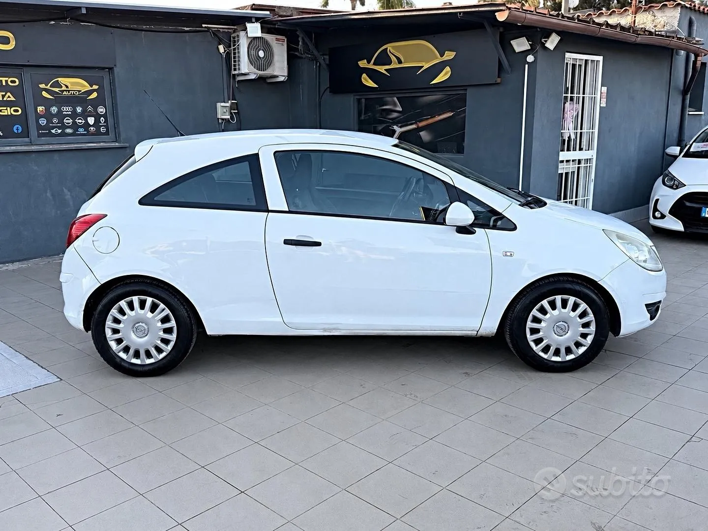 Opel Corsa 2010 photo 5