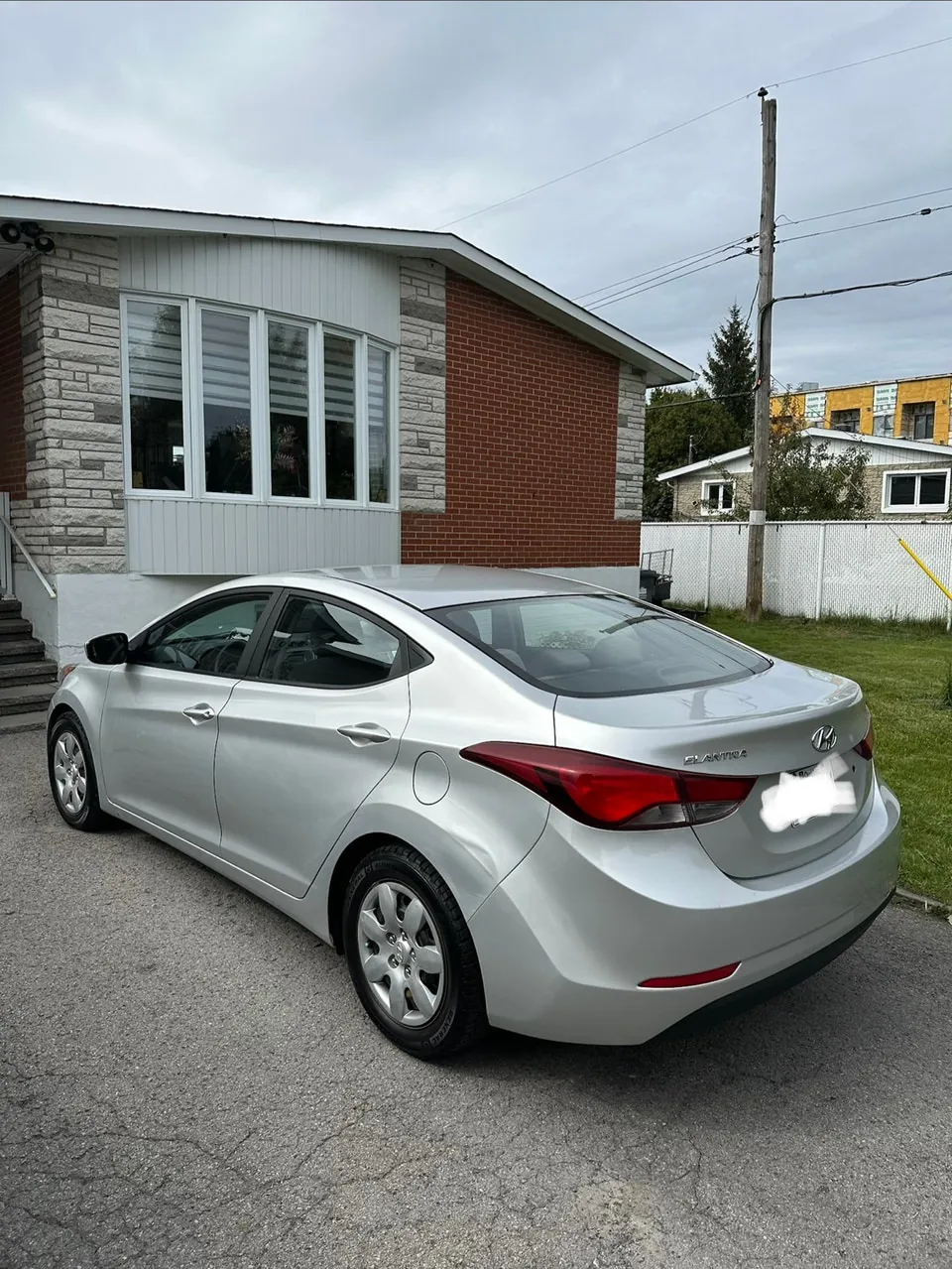 Hyundai Elantra 2015 photo 3