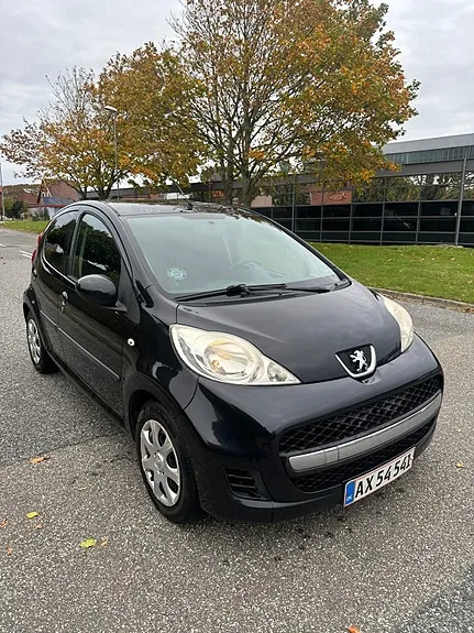 Peugeot 107 2009 photo 2