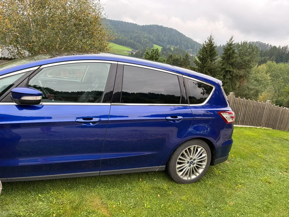 Ford S-Max 2015 photo 2