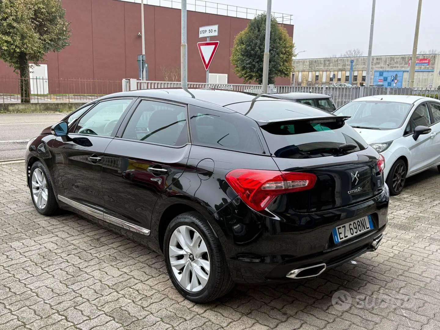 DS Automobiles Ds 5 2015 photo 2