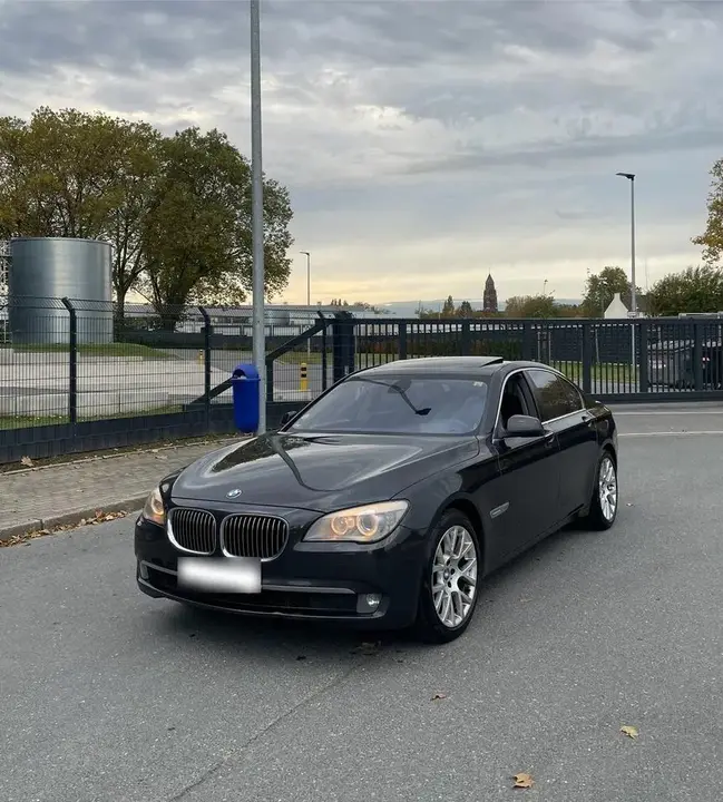 BMW 740D