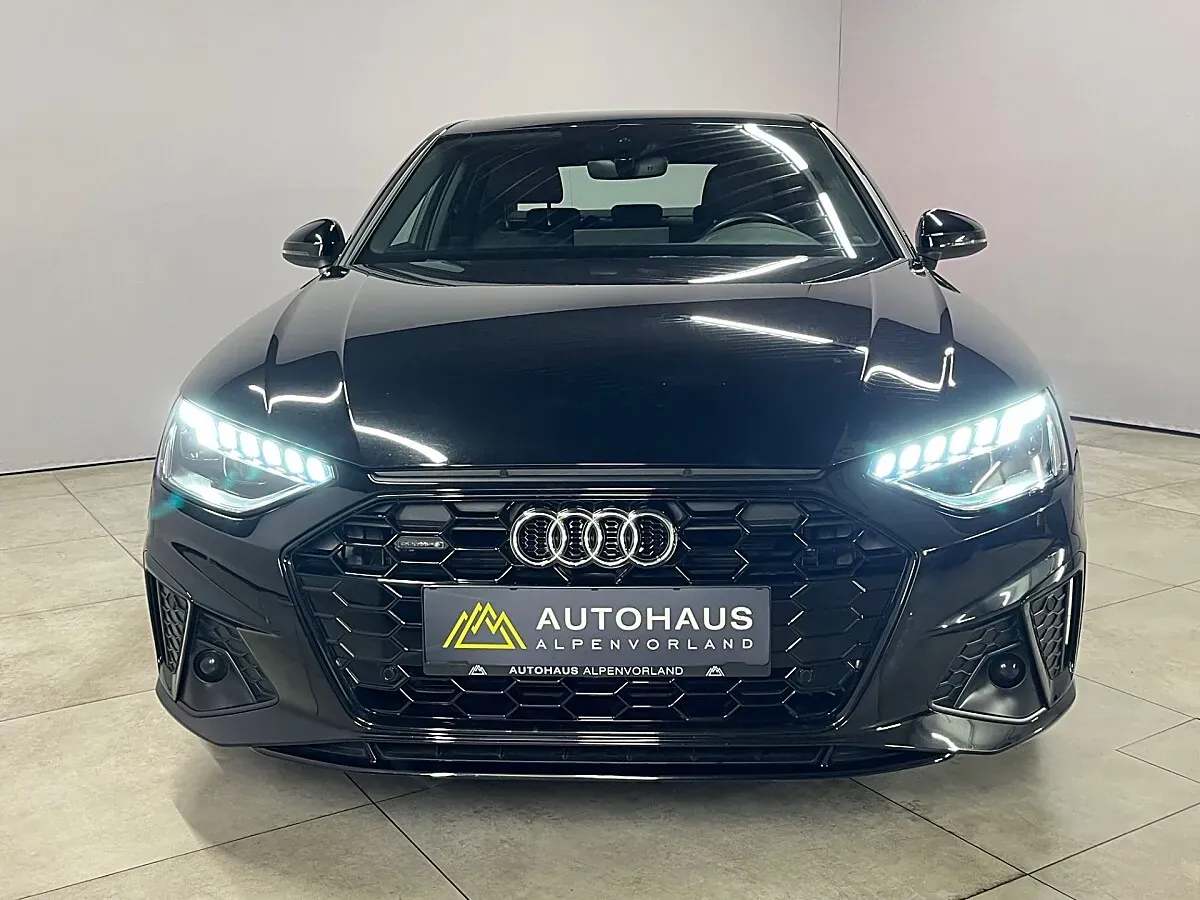 Audi A4 2023 photo 3