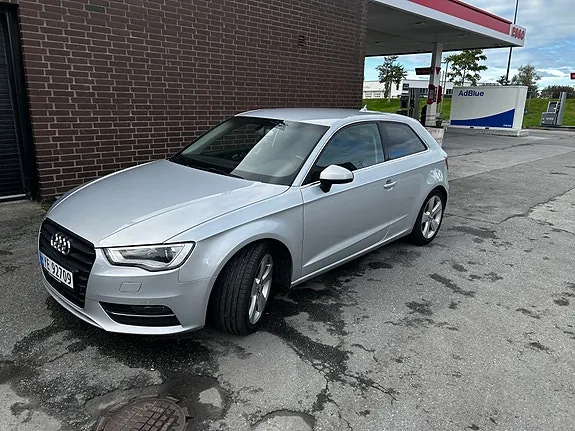 Audi A3 2013 photo 2