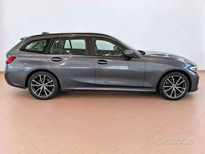 BMW 318D 2021 photo 4
