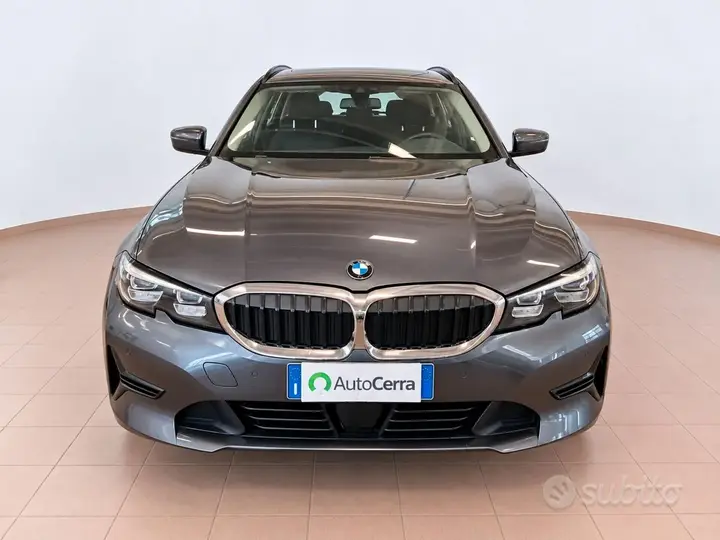BMW 318D 2021 photo 3