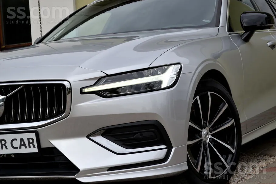 Volvo V60 2019 photo 5